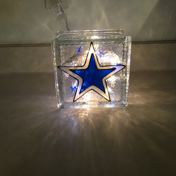 New, DALLAS COWBOYS light up glass block hand painted. - Picture 2 of 5